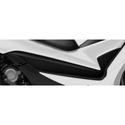 Plastique de Pied Droit Honda Forza 300